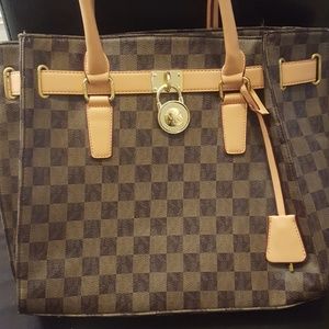 Michael Kors Tote